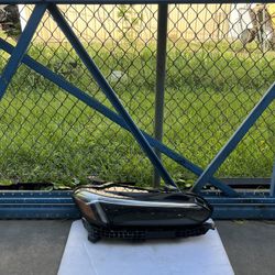 2022-2024 Honda Civic Headlight Passenger Side Used Oem 