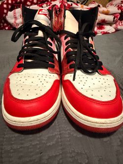 Air Jordan 1 High OG "Spider-Man: Across the Spider-Verse