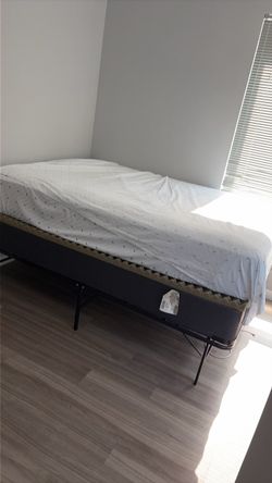FREE QUEEN SIZE MATTRESS, FRAME & BOX SPRING