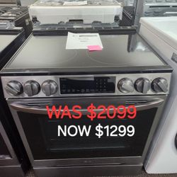 6.3 Cu. Ft. Slide In Electric Range With Self Cleaning, Instaview And Air Fry Printproof