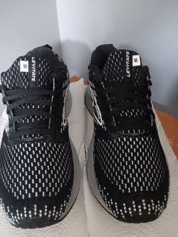 Brooks Levitate Size 8