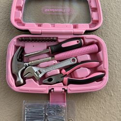 Pink tool Box/ Kit Girls 