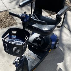 GoGo Scooter 