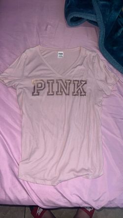 Vs pink shirt