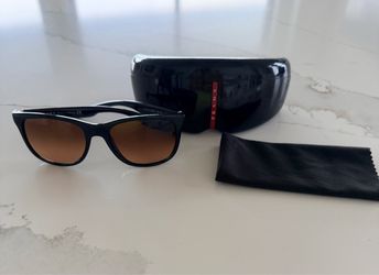 Prada Sunglasses - Black