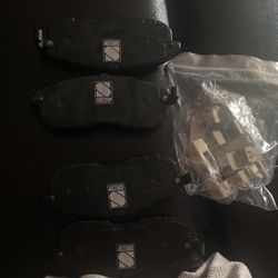 4 New Brake Pads 2003 I35 Infiniti 