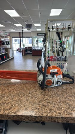 Lawn and garden chainsaw stihl ms211
