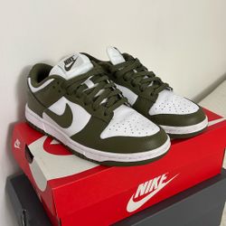 W Nike Dunk Low Olive 6.5