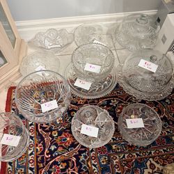 Cake stand with lid $25 each