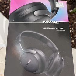 Bose Quietcomfort Ultra Headphones New