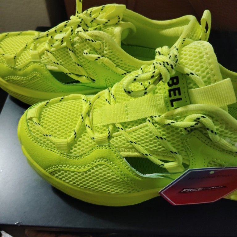 Tenis Shoes