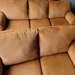 Sofa, Loveseat, Coffee & End Tables