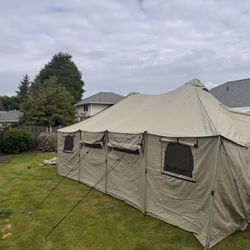 Cabela’s Alaknak Tent 12x20ft + Vestibule - Sleeps 10-12