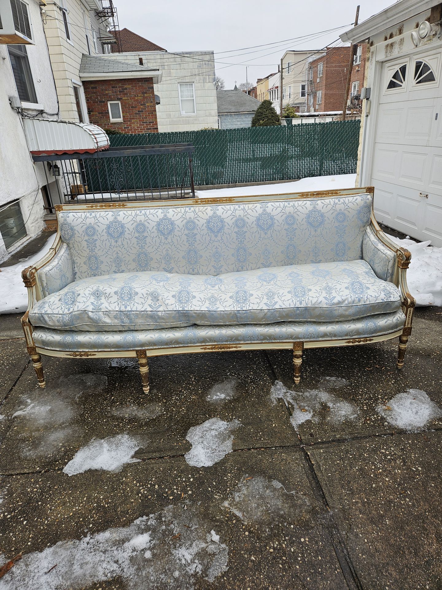 Beautiful Antique Louis XV style sofa