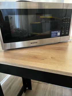 Maytag microwave