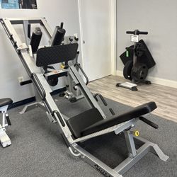 Hoist Fitness Leg Press Hack Combo