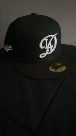 LA hat NEW ERA  brand new size 7