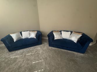2 Royal BlueCouches
