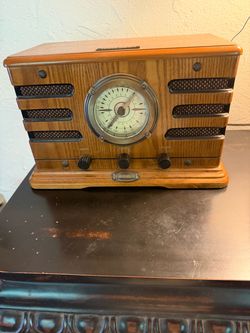 Limited edition Crosley antique replica radio cassette playerimited edition