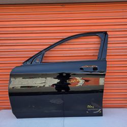 Mercedes Benz C300 Front Left Door 2015-2018