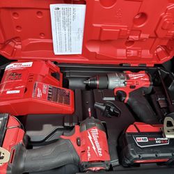 Milwaukee Drills Combo