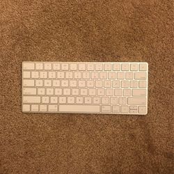 Apple wireless keyboard Bluetooth