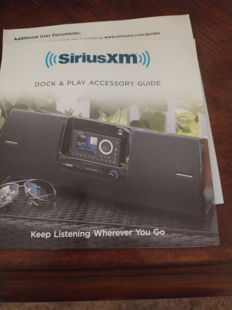 SiriusXM Dock & Play & OnyX Plus Radio Home Kit