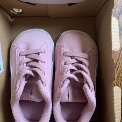 Size 3 Toddler Pumas 