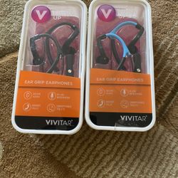 2 Vivitar Earphones 