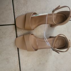 a new day 10W Nude Heels