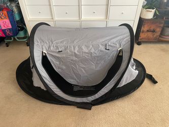 KidCo Peapod travel tent