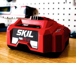 SKIL PWR CORE 40 40V PWR Jump 150W Charger, Compatible with SKIL 40V Batteries - SC5364-00  New in box; yours for $40
