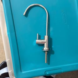 Water faucet