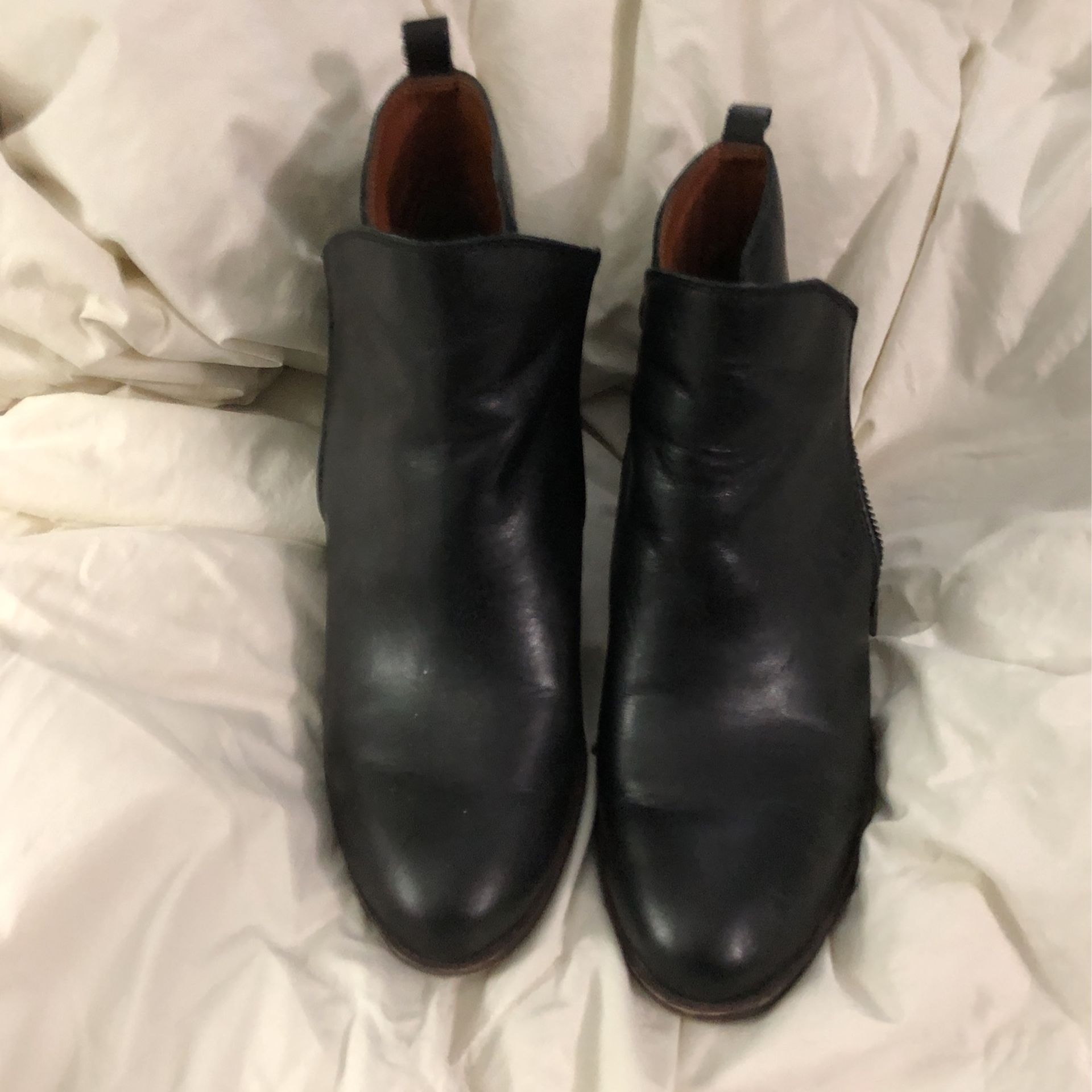 Lucky Brand Leather Ankle Boots Sz 9