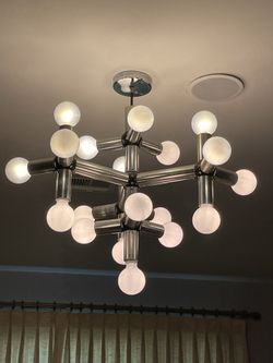 Vintage 1970’s Robert Sonneman Or Haussmann For Lightolier 19 Light Molecule Chandelier 