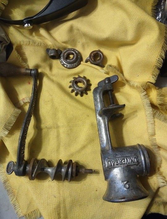 Old Vintage Collectible Rare Meat Grinder