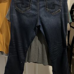 Women’s Silver Jeans Size 14 Slim Bootcut Suki