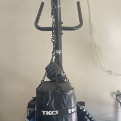 TKO Heavy Bag with Stand 