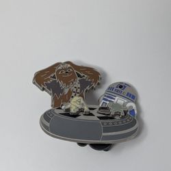 2022 Disney Chewbacca R2d2 One Family Pin 