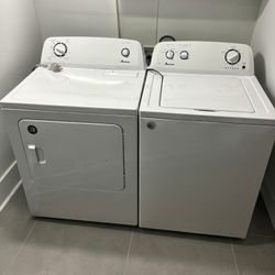 Amana washer and dryer set