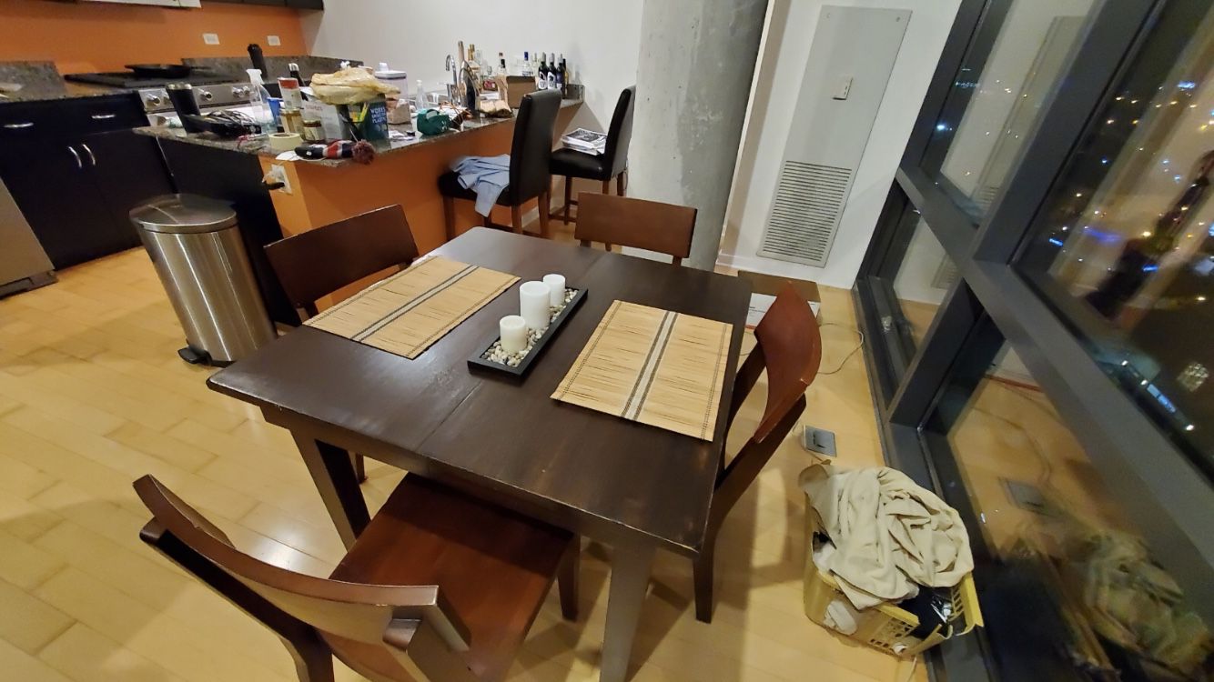 Free Kitchen Table & 4 chairs, can fold out to expand must pickup today