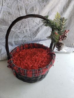 Christmas Basket 