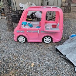 POWER WHEEL Barbie Riding Camp