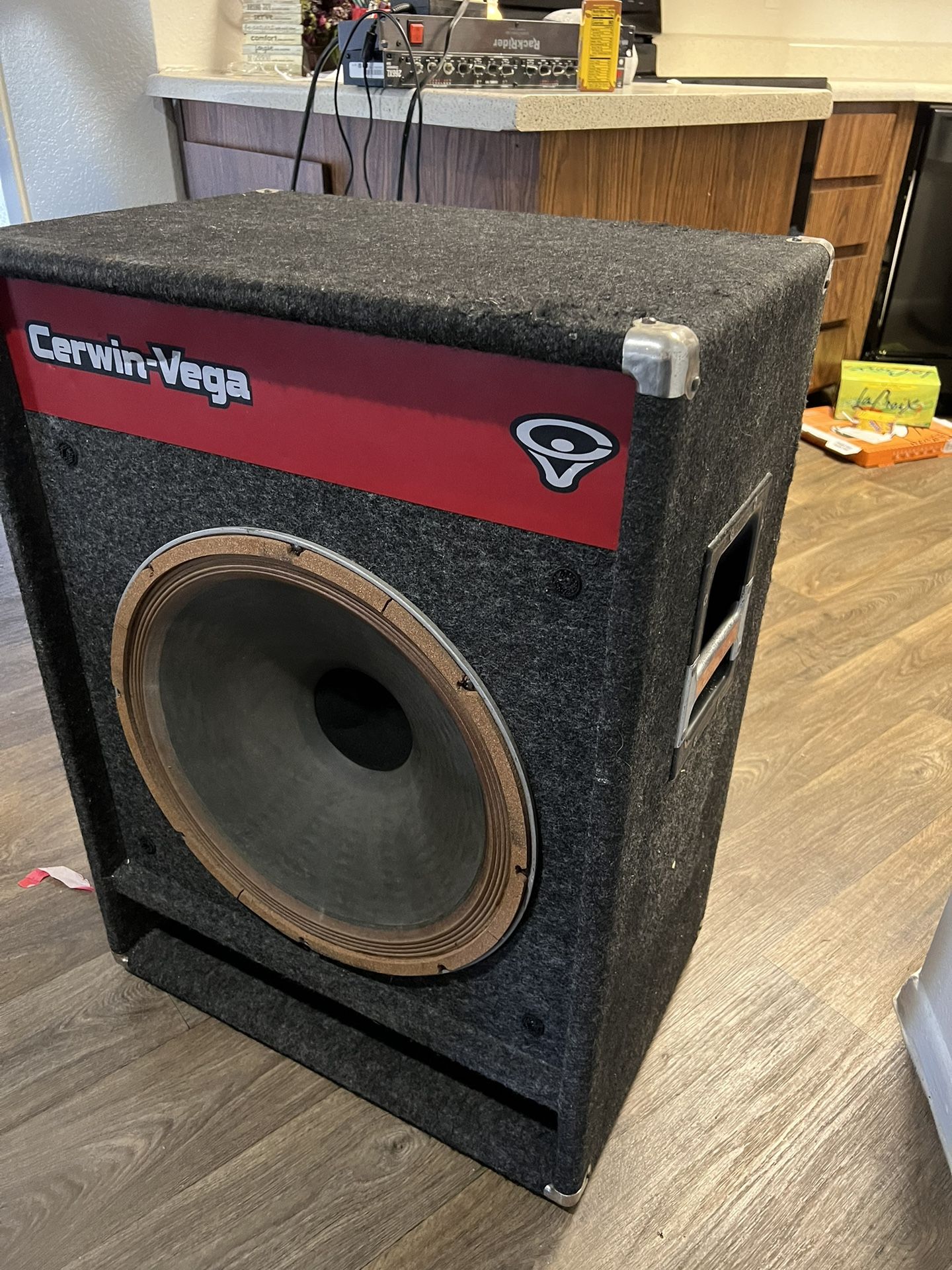 Cerwin-Vega B118
