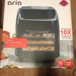 Aria 10 Qt Black Air fryer New