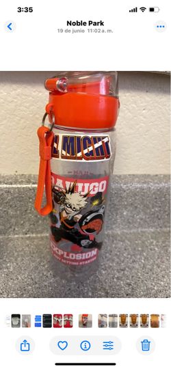 💥 My Hero Academia – Botella de agua Bakugo 💥 Botella original de 24 oz, diseño de Bakugo. 🧡 Tiene poco uso y está en buenas condiciones.