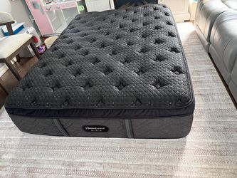 Queen size Plush Pillow Top