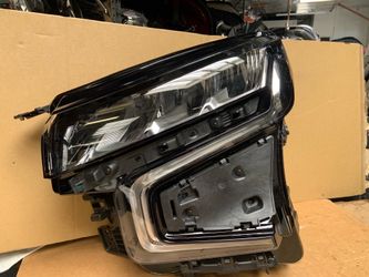 Left Headlight Chevy Tahoe, Suburban 2021-24