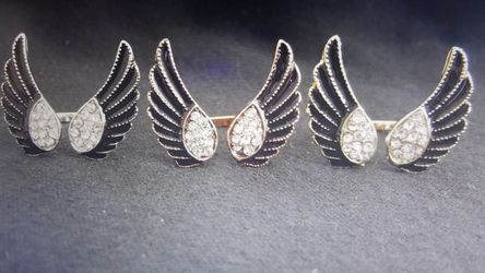 Angel wing rings