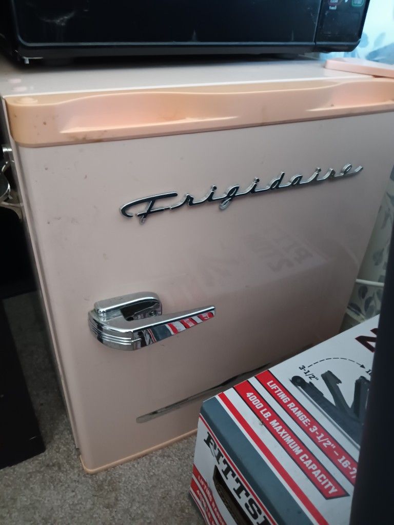 Mini Fridge